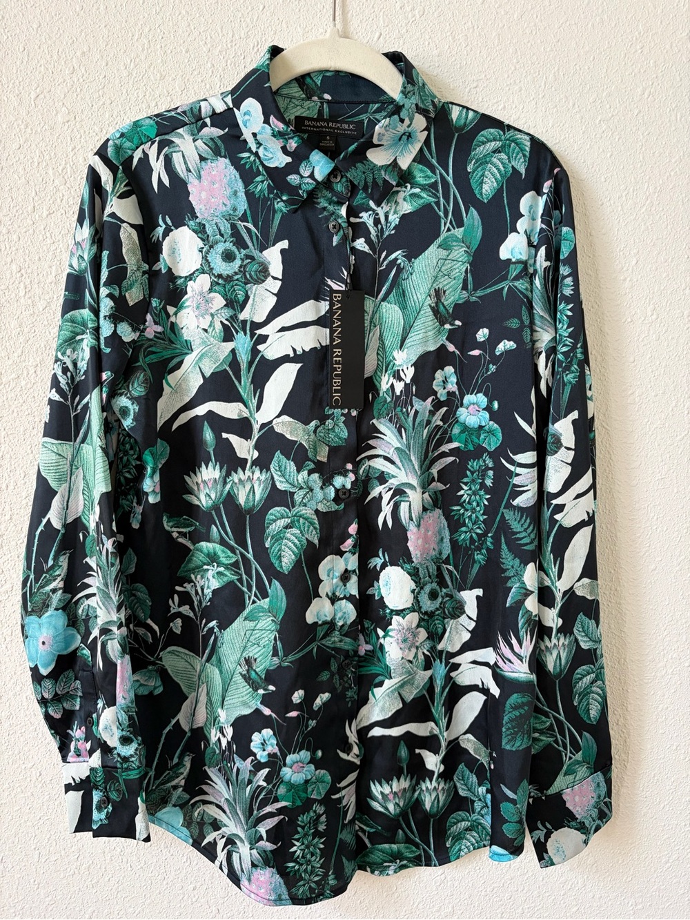 Banana Republic Dillon Fit Long Sleeve Botanical Blouse Button Up Size Small